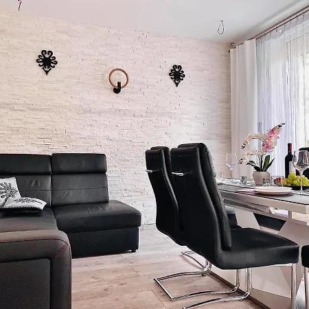 Rodzinny Centrum דירה זקופאנה